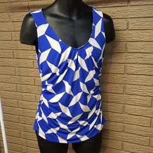 Sleeveless blouse